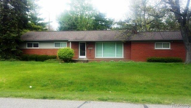 32770 Hearthstone Road Farmington, MI 48334 - Photo 1 of 9 FRONT