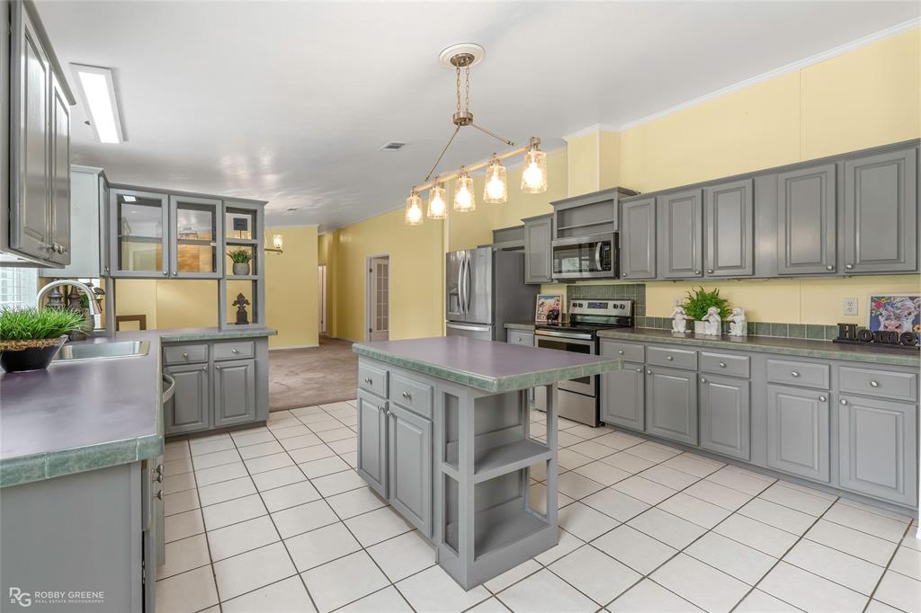 8183 Maison Ridge Lane Shreveport, LA 71129 - Photo 10 of 40