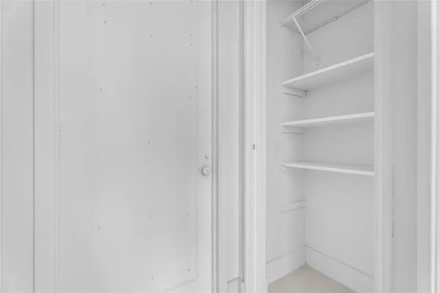 $2,300 | 343 Van Buren Street, Unit 3, Hollywood, FL 33019