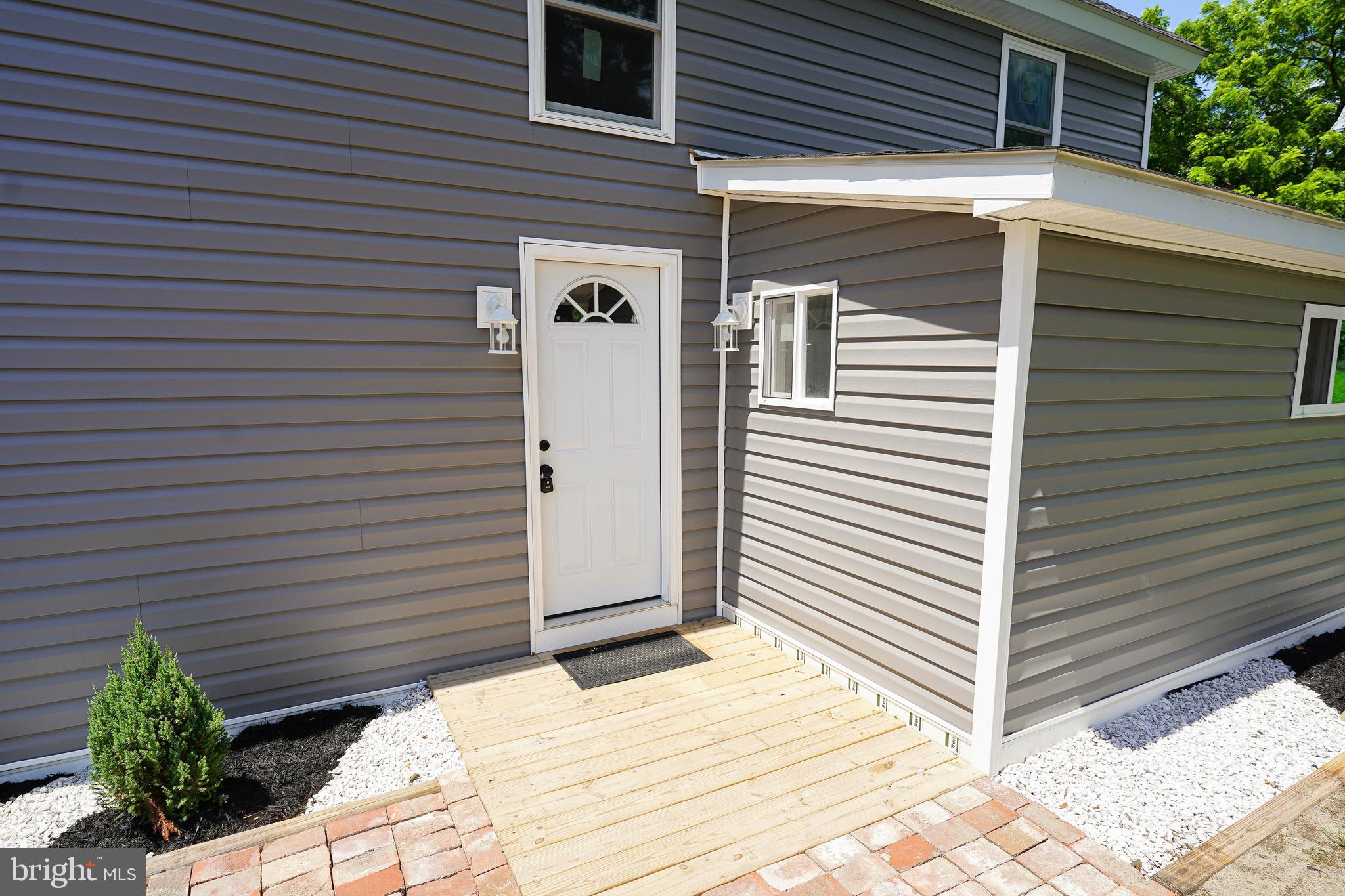 533 East 4th Street Laurel, DE 19956 - Photo 38 of 42 a view of a house with a balcony