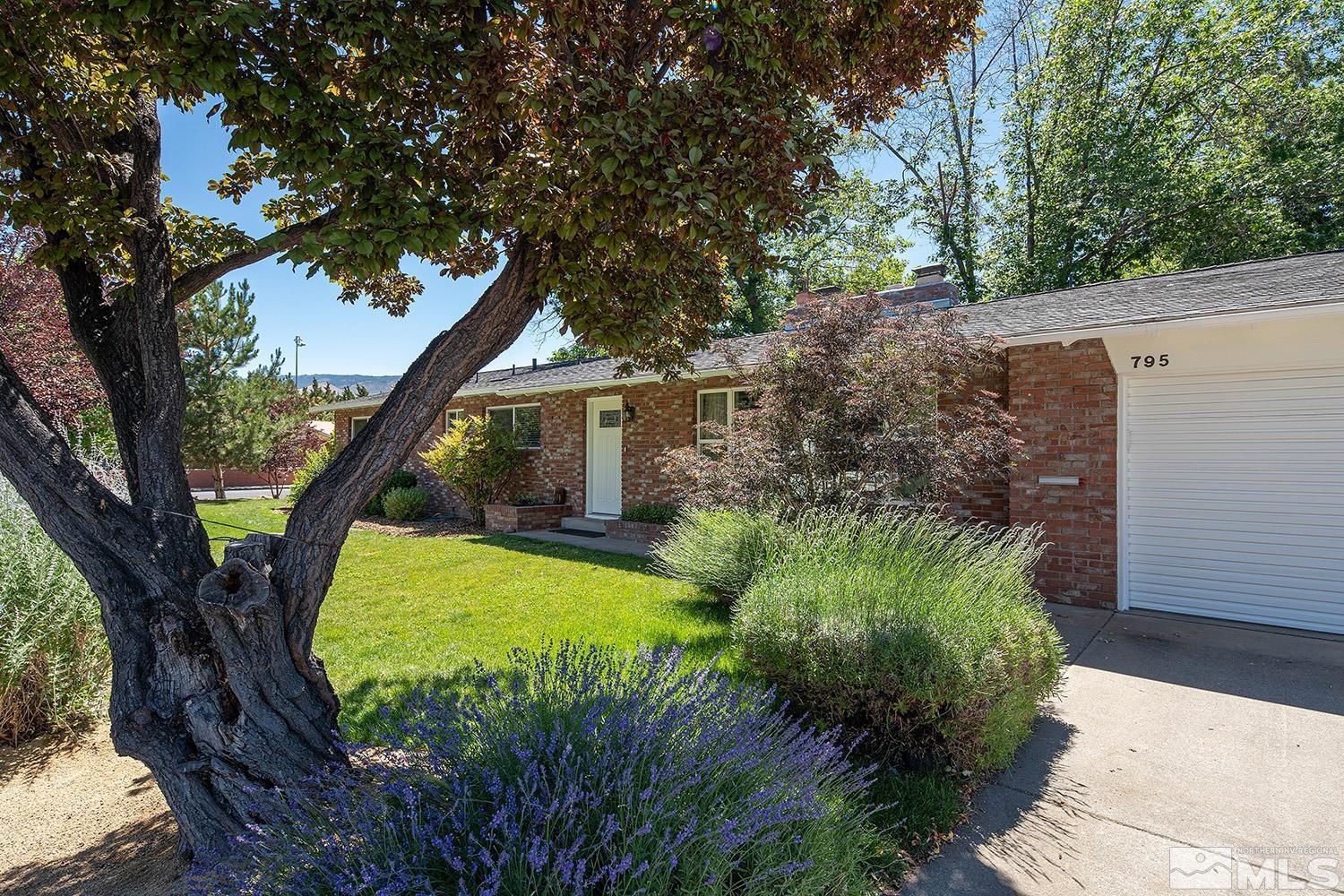 795 Keele Drive Reno, NV 89509 - Photo 3 of 29 Photo 3