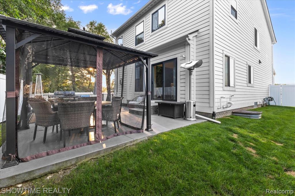 291 West Tienken Road Rochester Hills, MI 48306 - Photo 44 of 49
