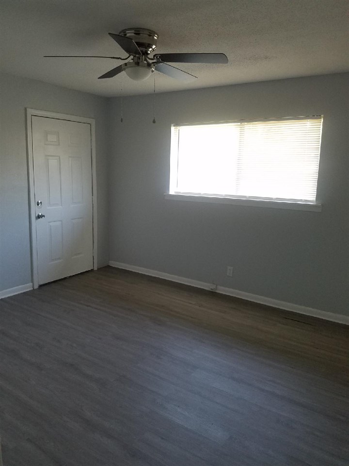 4762 Neely Road Memphis, TN 38109 - Photo 12 of 14