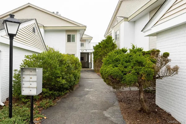 $2,800 | 54 Bennett Common Way, Millbrook, NY 12545