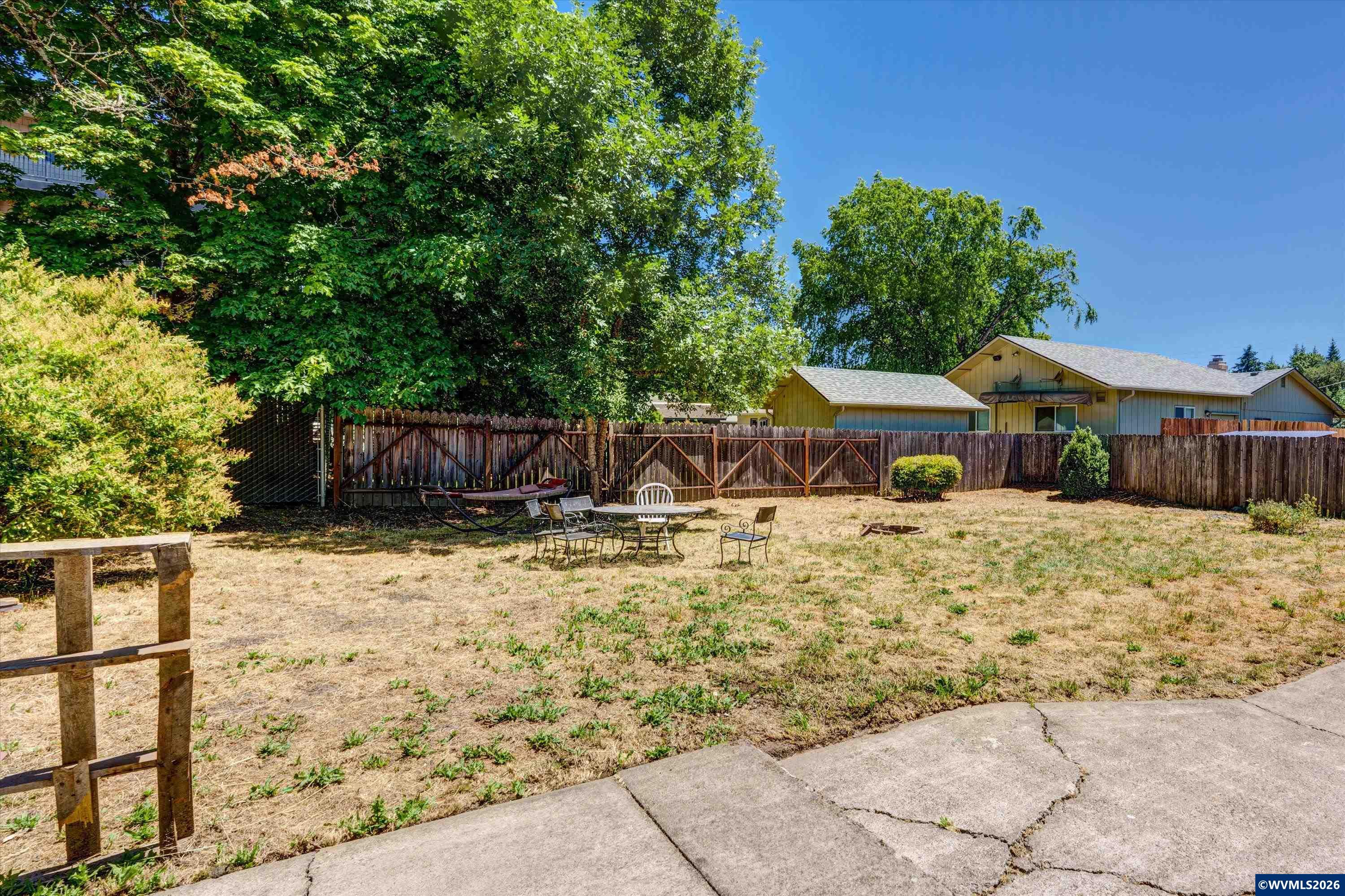 1045 Southwest Grove Street Corvallis, OR 97333 - Photo 21 of 33