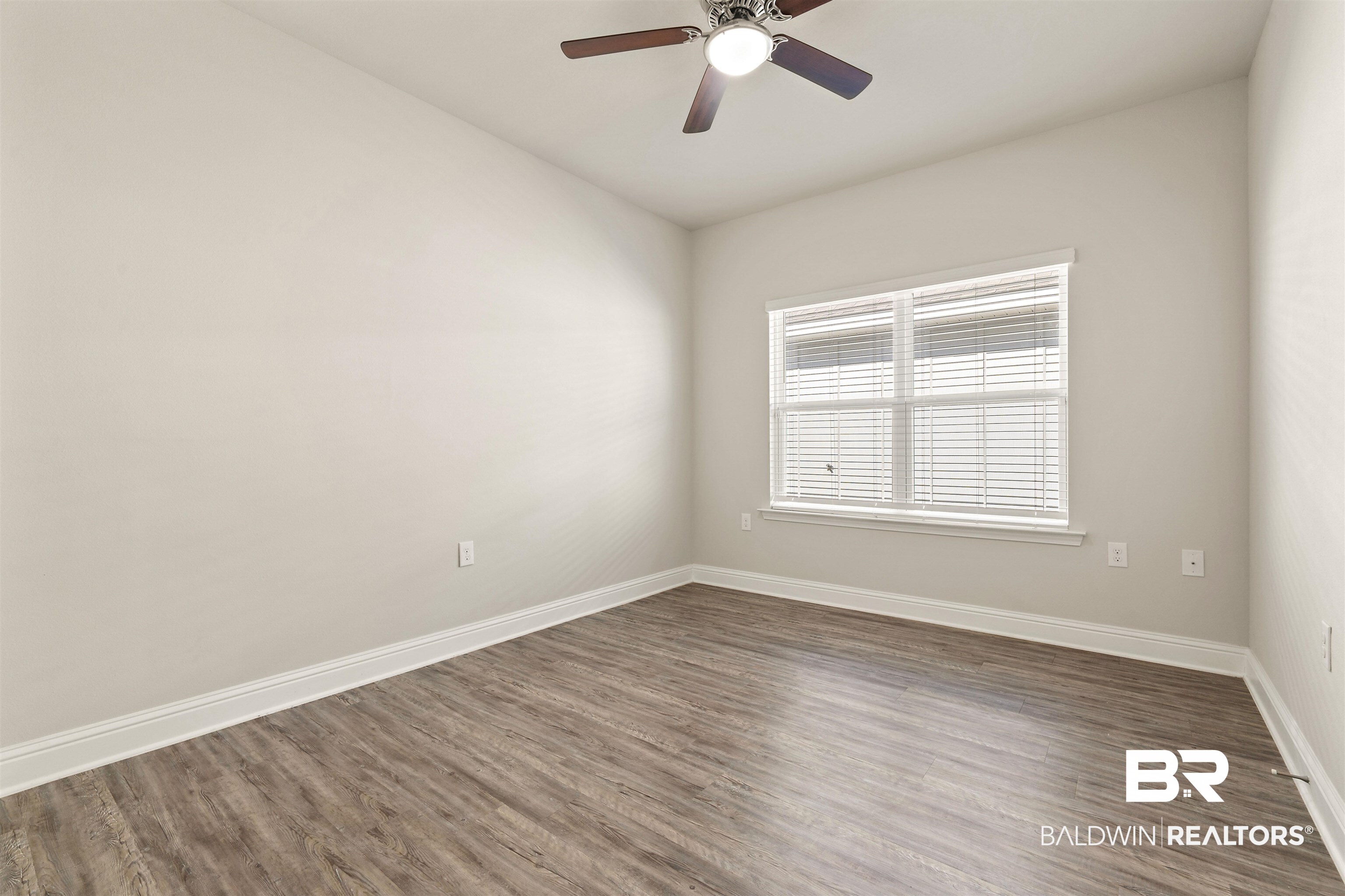 9366 Swan Point Road Daphne, AL 36526 - Photo 19 of 26
