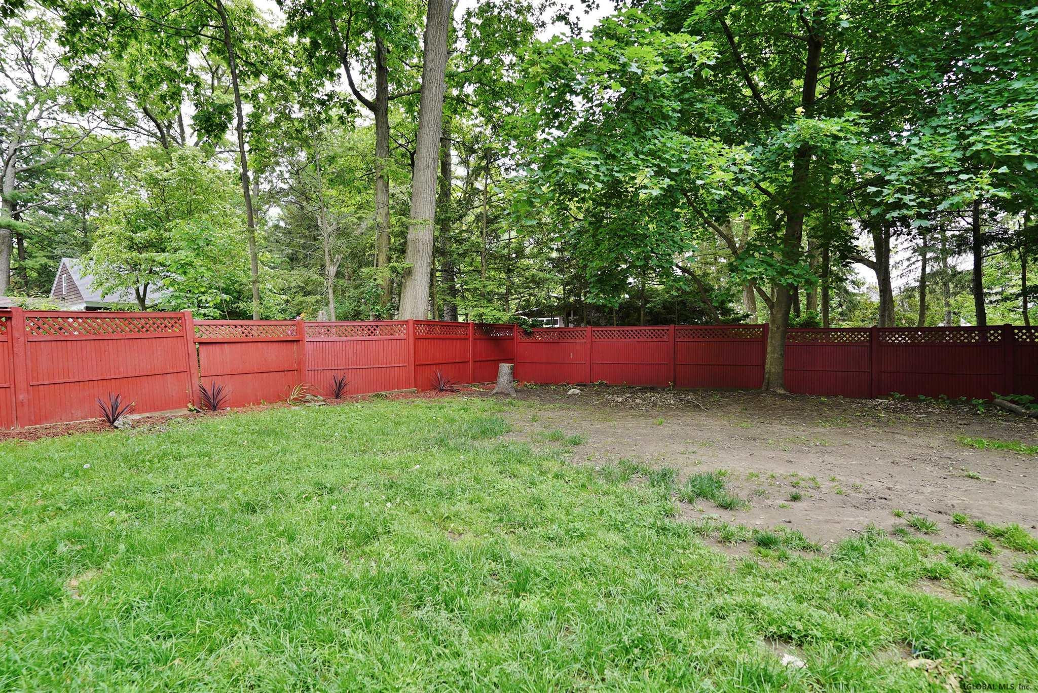 1142 Rugby Road Schenectady, NY 12308 - Photo 36 of 37 Photo 39