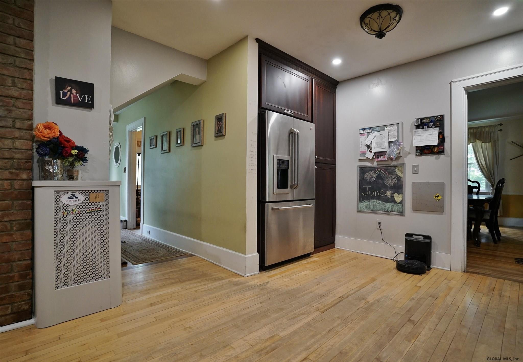 1142 Rugby Road Schenectady, NY 12308 - Photo 7 of 37 Photo 7
