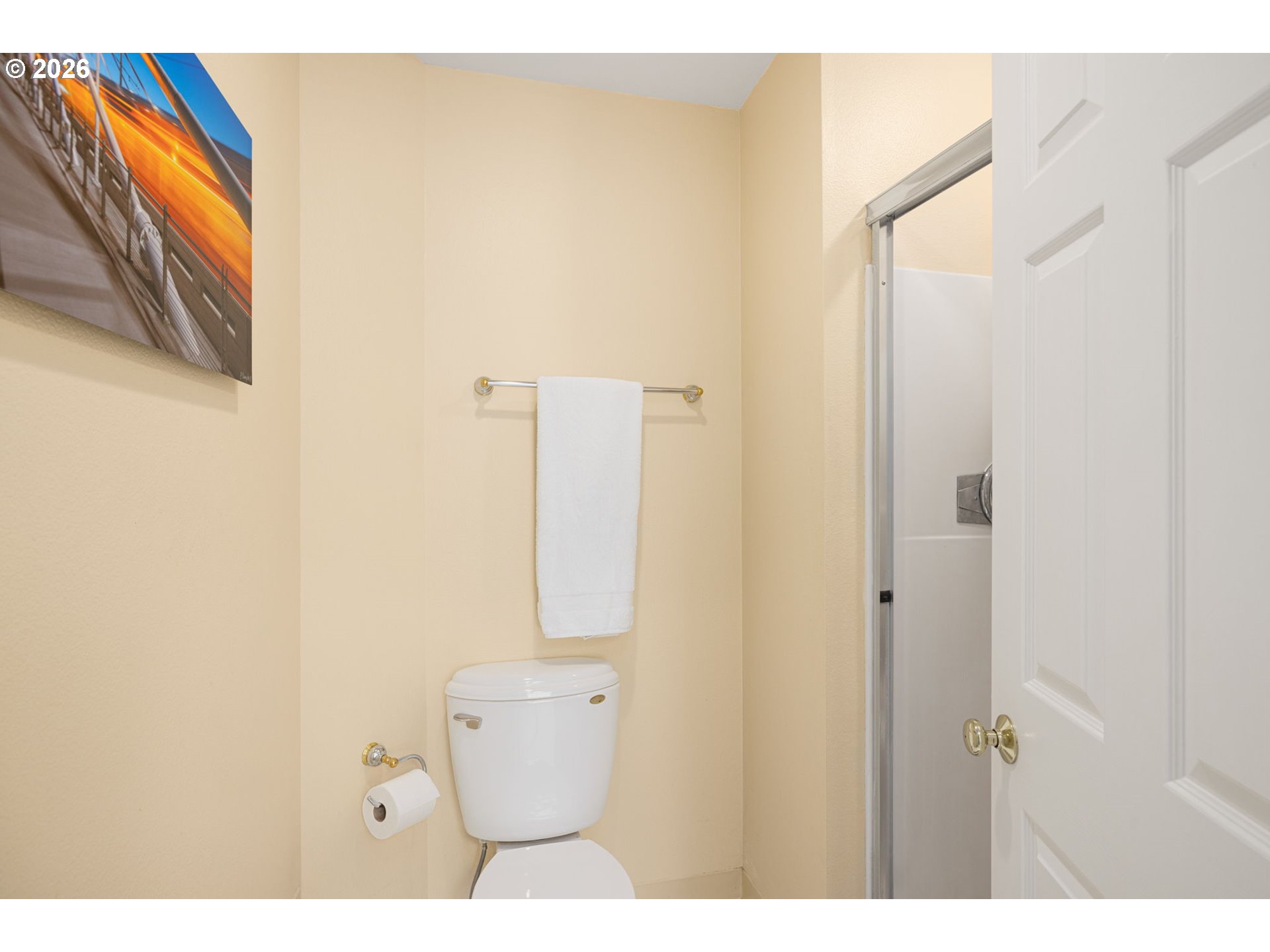 5324 Southwest Wichita Street Tualatin, OR 97062 - Photo 33 of 47 Owner's Suite Bathroom