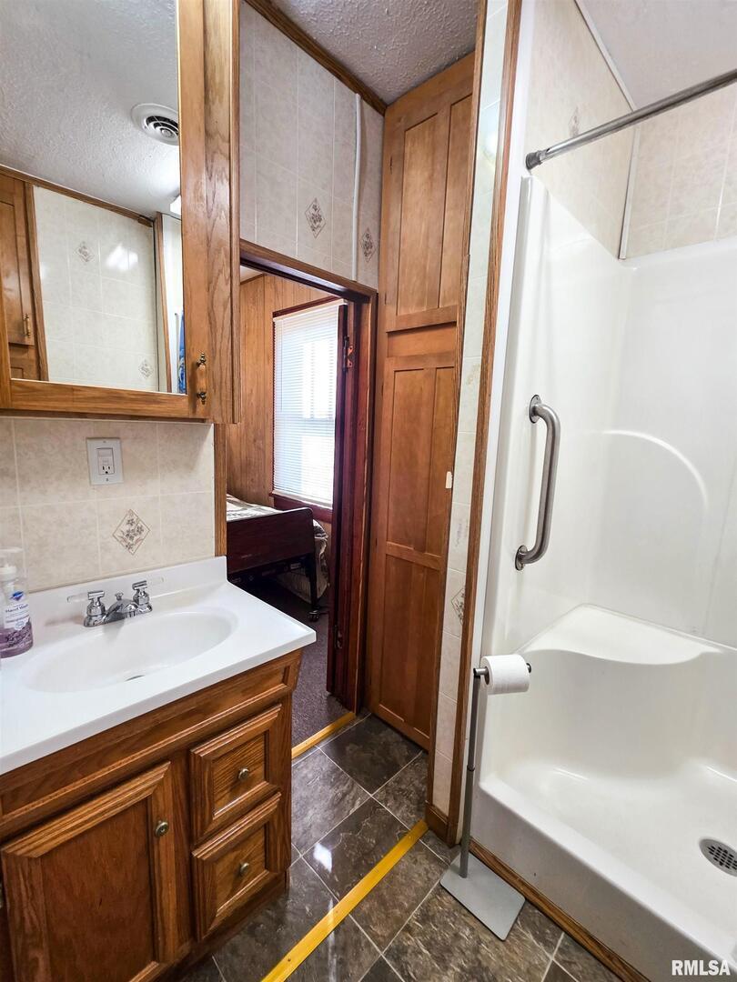 7847 Old Highway 50 Flora, IL 62839 - Photo 42 of 56