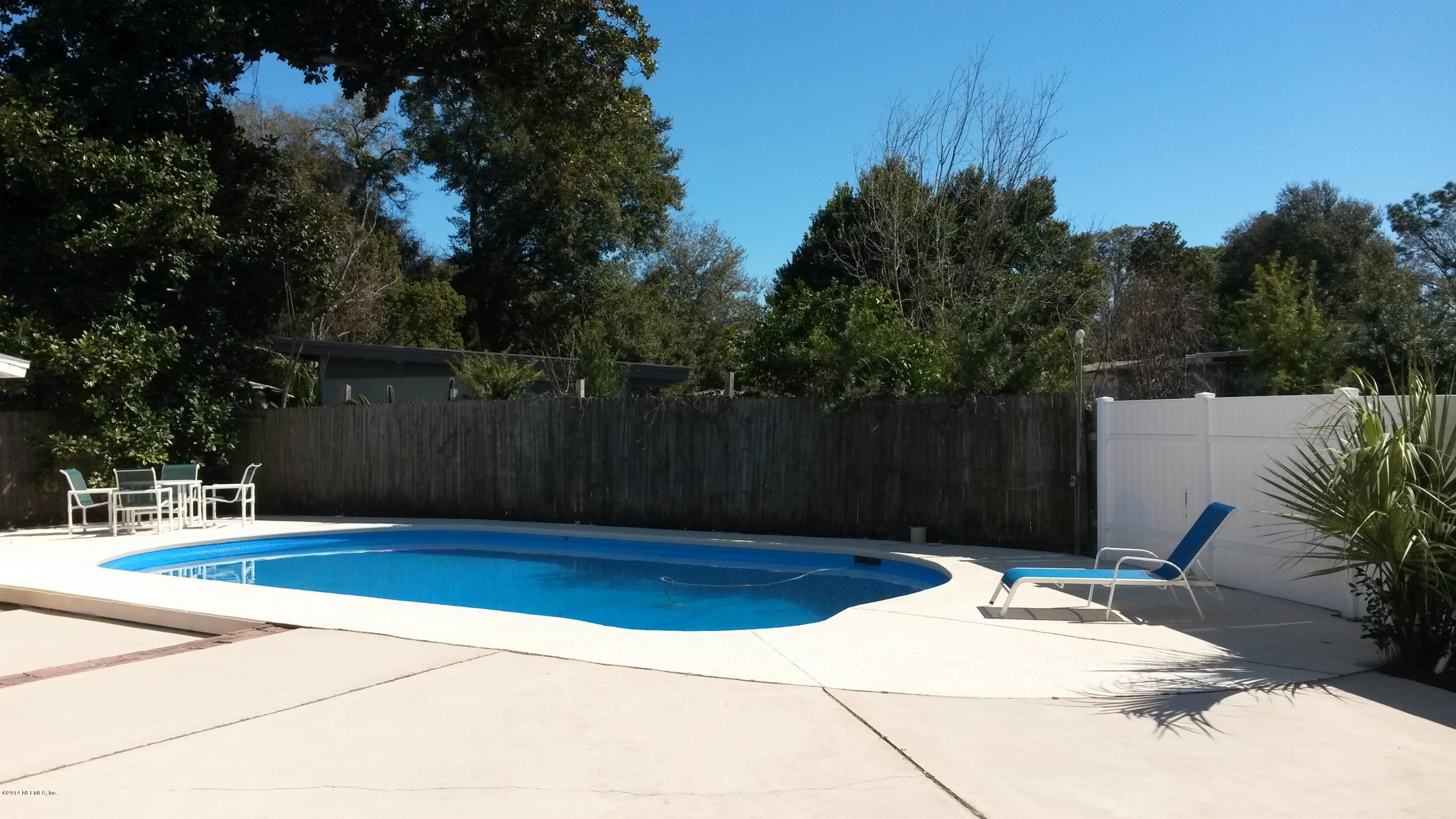 2935 Rogero Road Jacksonville, FL 32277 - Photo 3 of 38 Pool Furnitue both sides of P