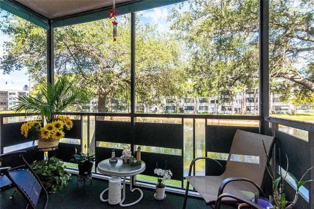 $174,500 | 5980 80th Street North, Unit 210, St. Petersburg, FL 33709