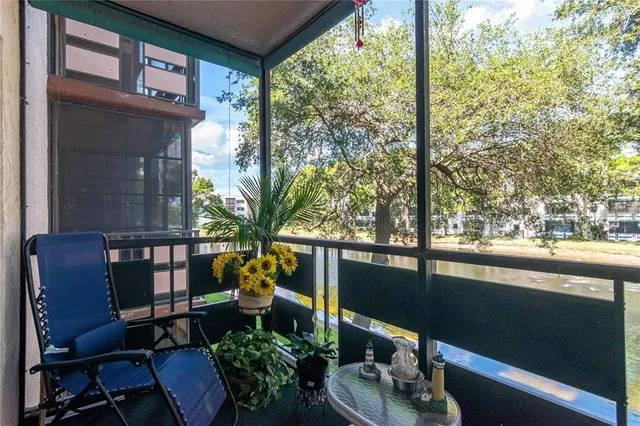 $174,500 | 5980 80th Street North, Unit 210, St. Petersburg, FL 33709
