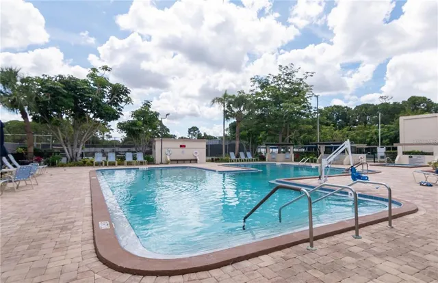 $174,500 | 5980 80th Street North, Unit 210, St. Petersburg, FL 33709