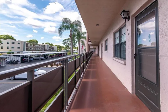 $174,500 | 5980 80th Street North, Unit 210, St. Petersburg, FL 33709