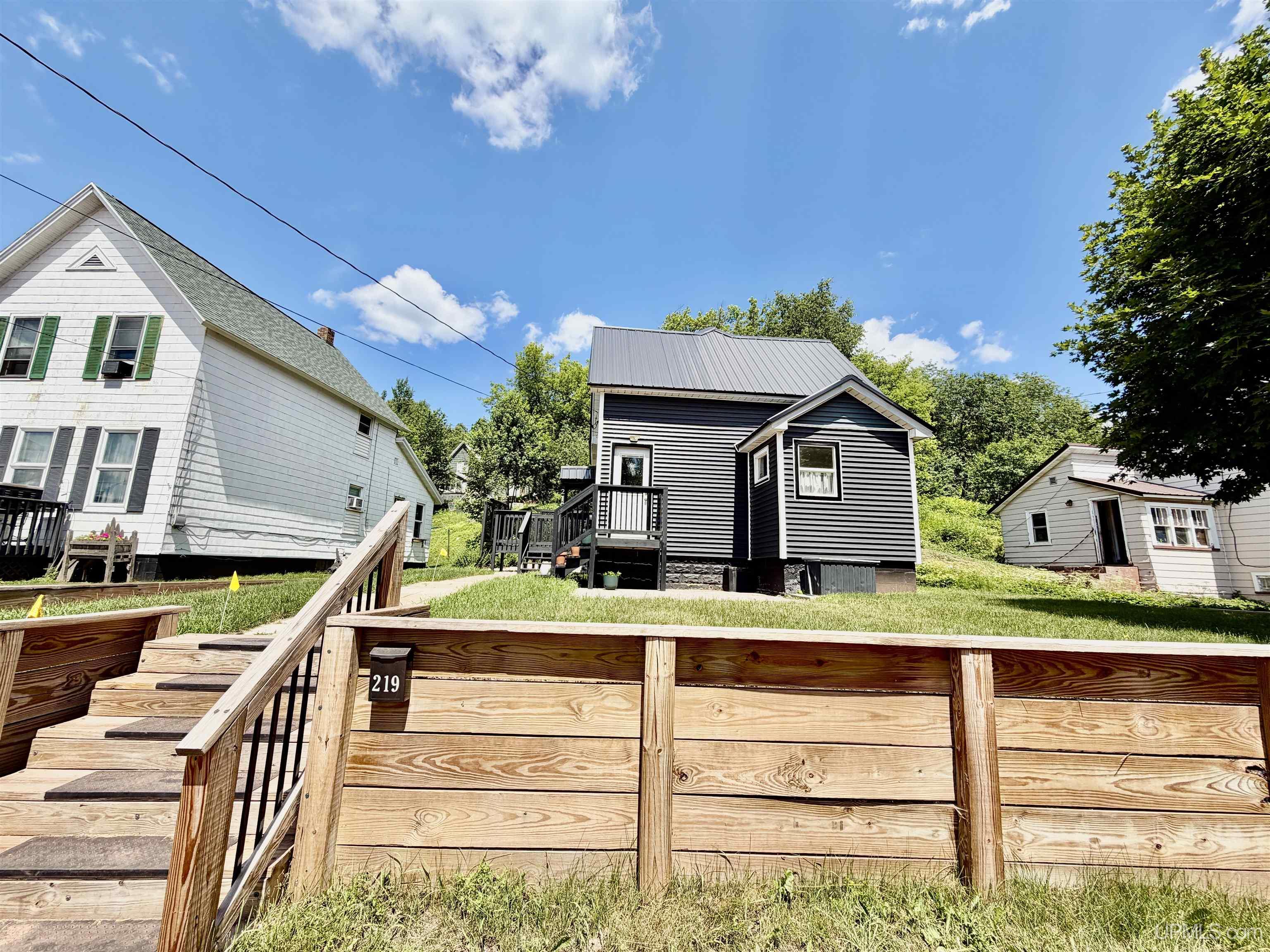 219 South Angeline Street Ishpeming, MI 49849 - Photo 28 of 30