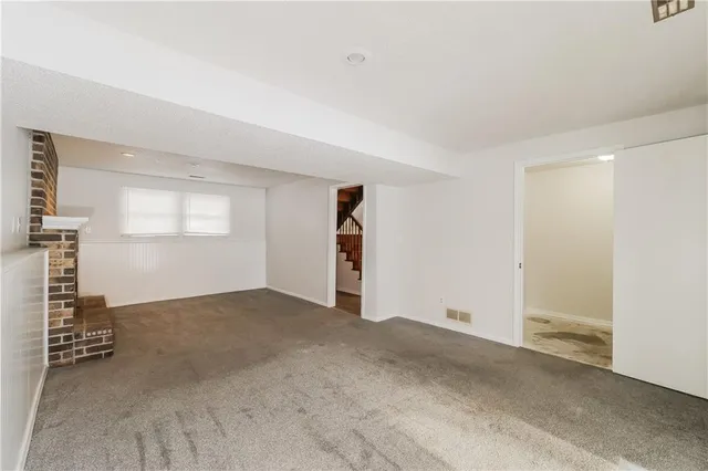 $2,160 | 11 Northeast 90th Terrace, Kansas City, MO 64155