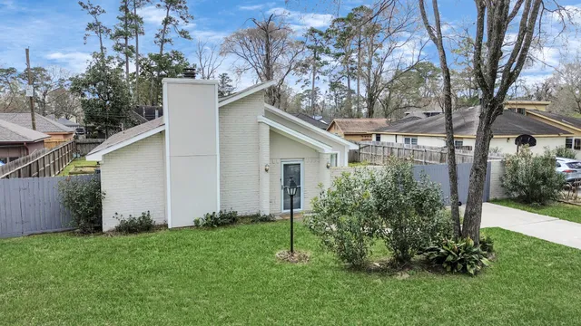 $375,000 | 619 Shenandoah Drive, Shenandoah, TX 77381