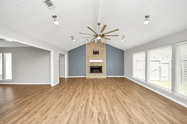 $375,000 | 619 Shenandoah Drive, Shenandoah, TX 77381