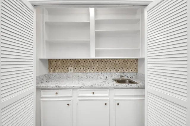 $375,000 | 619 Shenandoah Drive, Shenandoah, TX 77381