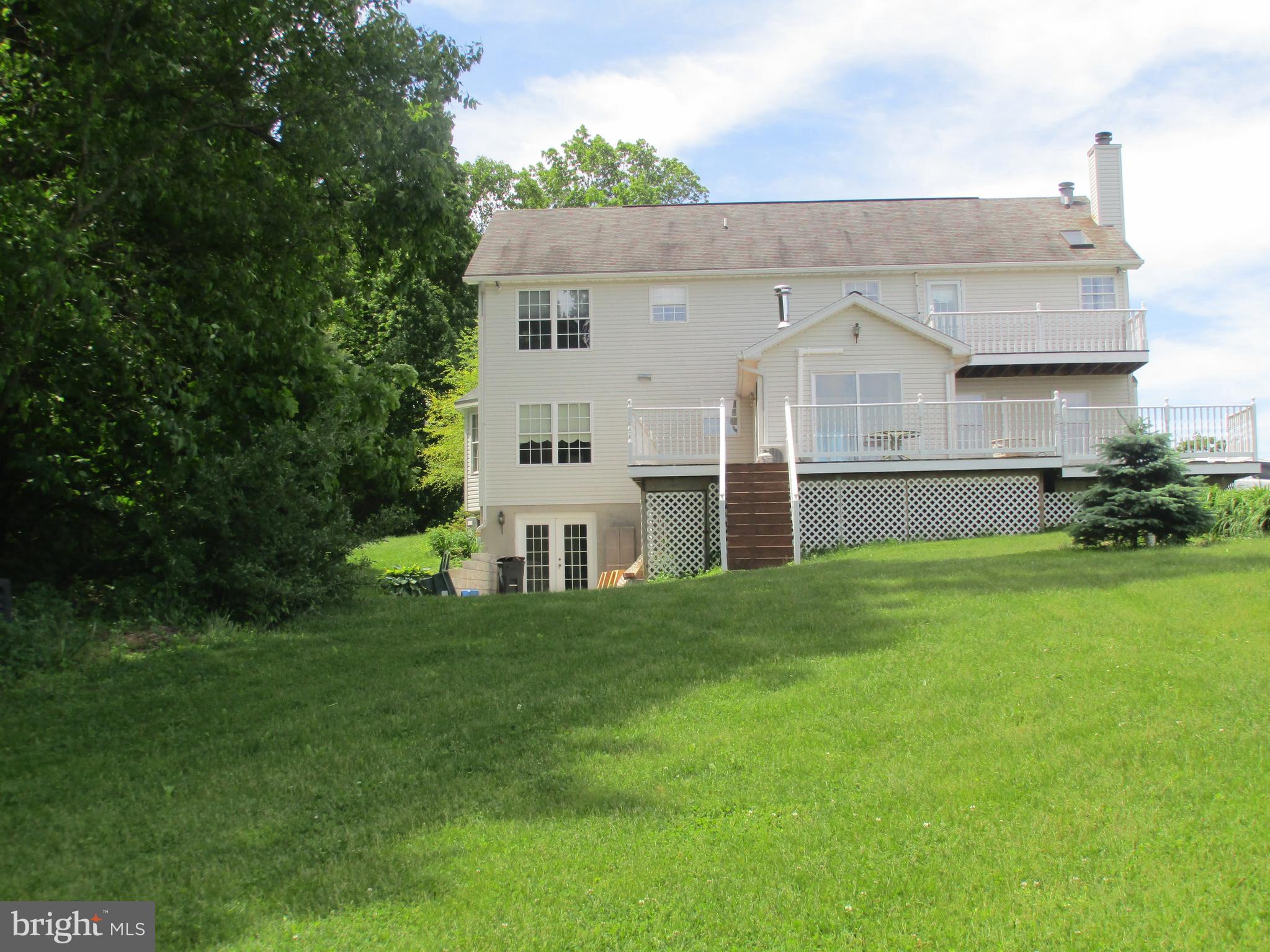 420 Glenville Road Hanover, PA 17331 - Photo 3 of 56 Gallery Image 3