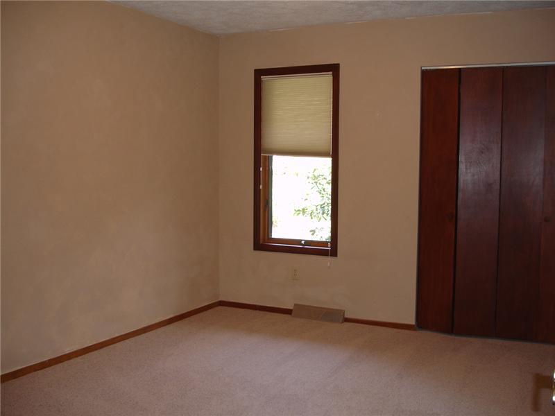 370 North Branch Road Oakdale, PA 15071 - Photo 11 of 15 Bedroom.