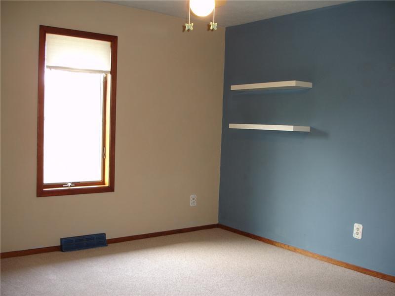 370 North Branch Road Oakdale, PA 15071 - Photo 12 of 15 Bedroom.