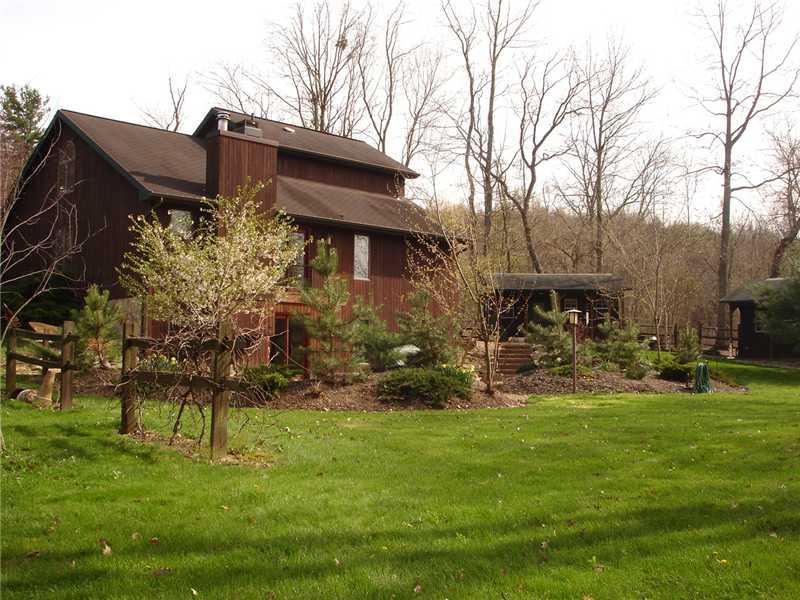 370 North Branch Road Oakdale, PA 15071 - Photo 15 of 15 Exterior Back.