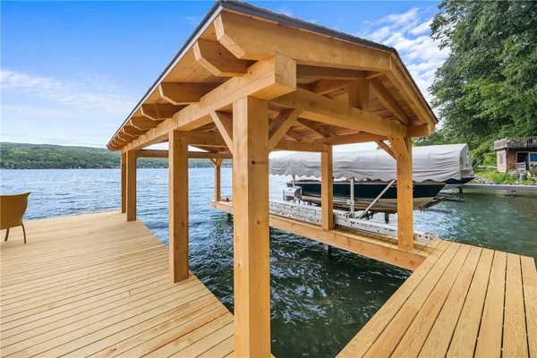 $2,250,000 | 11363 East Bluff Drive, Keuka Park, NY 14478