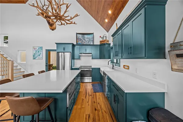 $2,250,000 | 11363 East Bluff Drive, Keuka Park, NY 14478