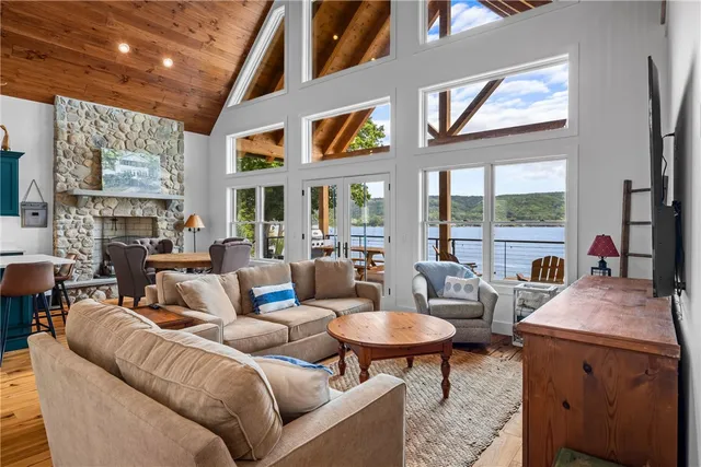 $2,250,000 | 11363 East Bluff Drive, Penn Yan, NY 14527