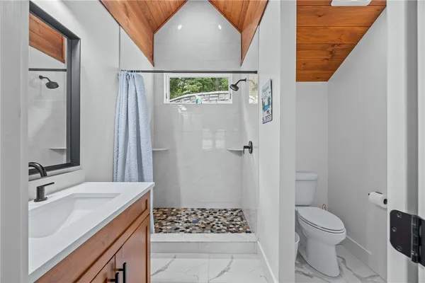 $2,250,000 | 11363 East Bluff Drive, Keuka Park, NY 14478