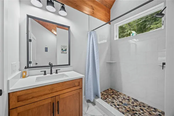 $2,250,000 | 11363 East Bluff Drive, Keuka Park, NY 14478