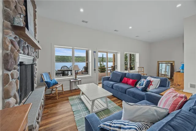 $2,250,000 | 11363 East Bluff Drive, Penn Yan, NY 14527