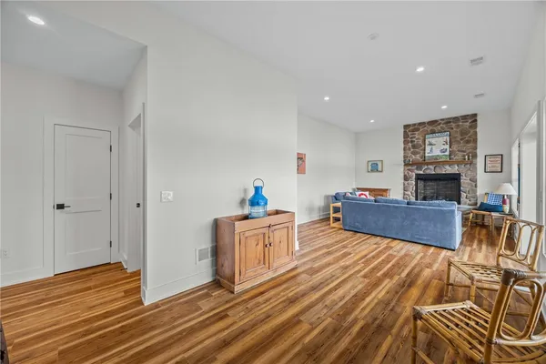 $2,250,000 | 11363 East Bluff Drive, Keuka Park, NY 14478