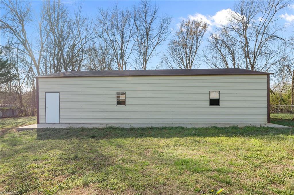 3549 Flynt Road Liberty, NC 27298 - Photo 35 of 45