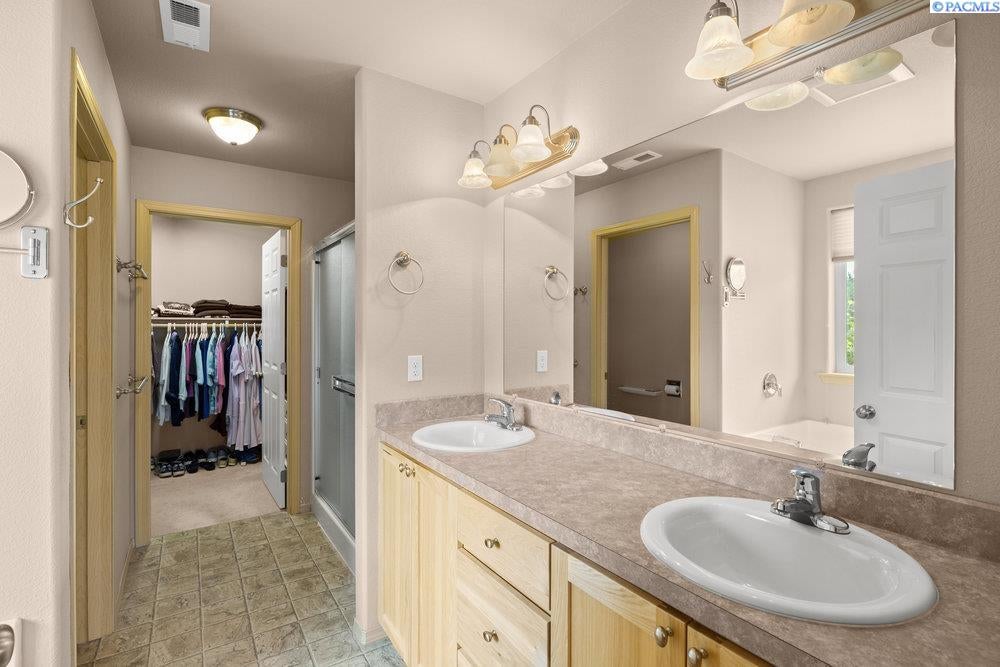 92908 East Holly Road Kennewick, WA 99338 - Photo 33 of 43 Gallery Image 33