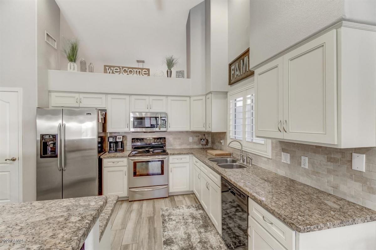 4501 East Danbury Road Phoenix, AZ 85032 - Photo 9 of 48 12-4501 E Danbury Rd-38_EDITED2