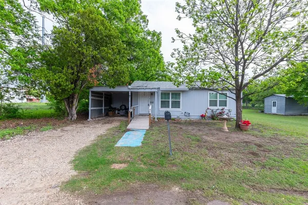 $118,000 | 810 State Street, Winters, TX 79567