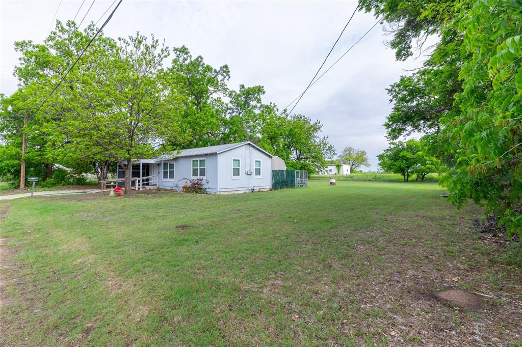 810 State Street Winters, TX 79567 - Photo 2 of 13