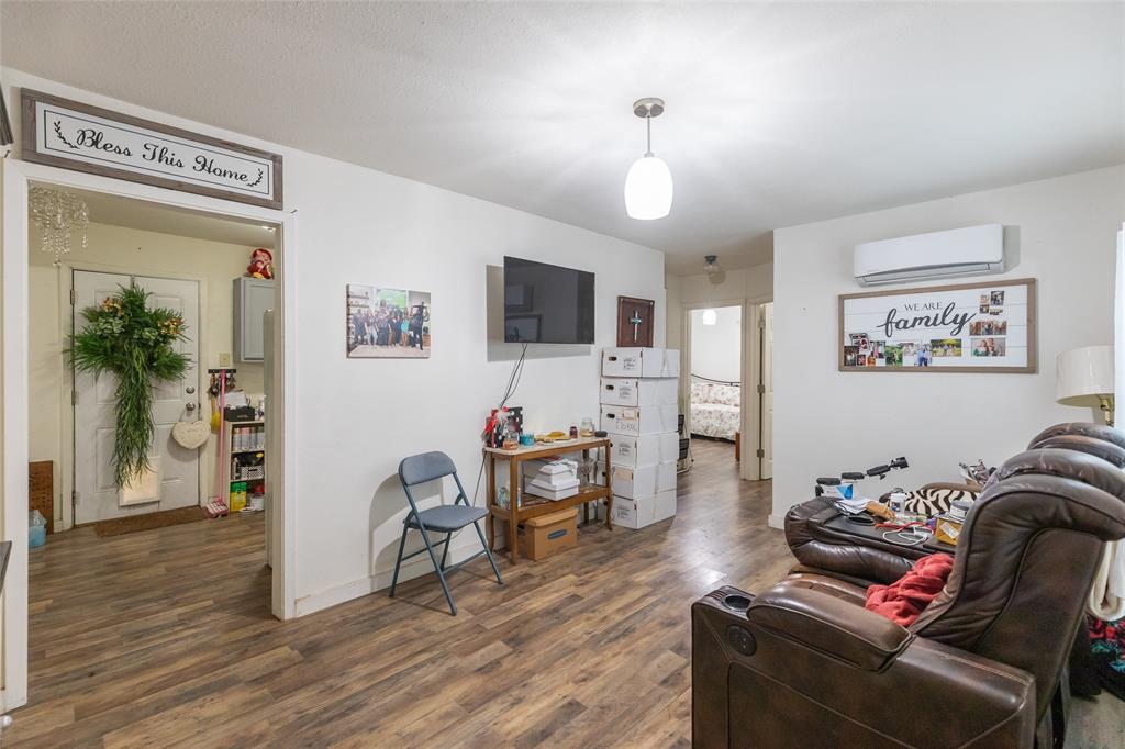 810 State Street Winters, TX 79567 - Photo 3 of 13 12x19