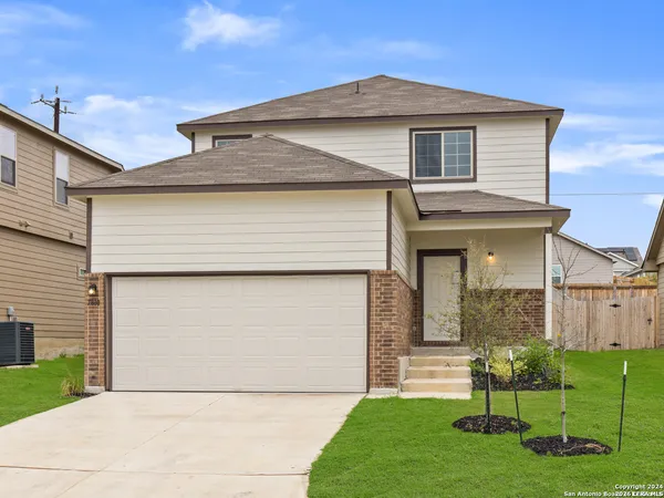 $2,200 | 7810 Champion Creek, San Antonio, TX 78252