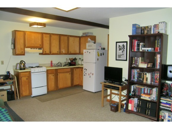 17 Hanover Street Concord, NH 03301 - Photo 18 of 36 Gallery Image 18