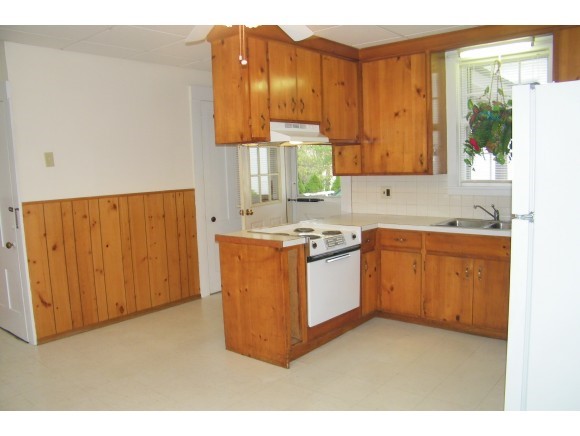 17 Hanover Street Concord, NH 03301 - Photo 4 of 36 Gallery Image 4