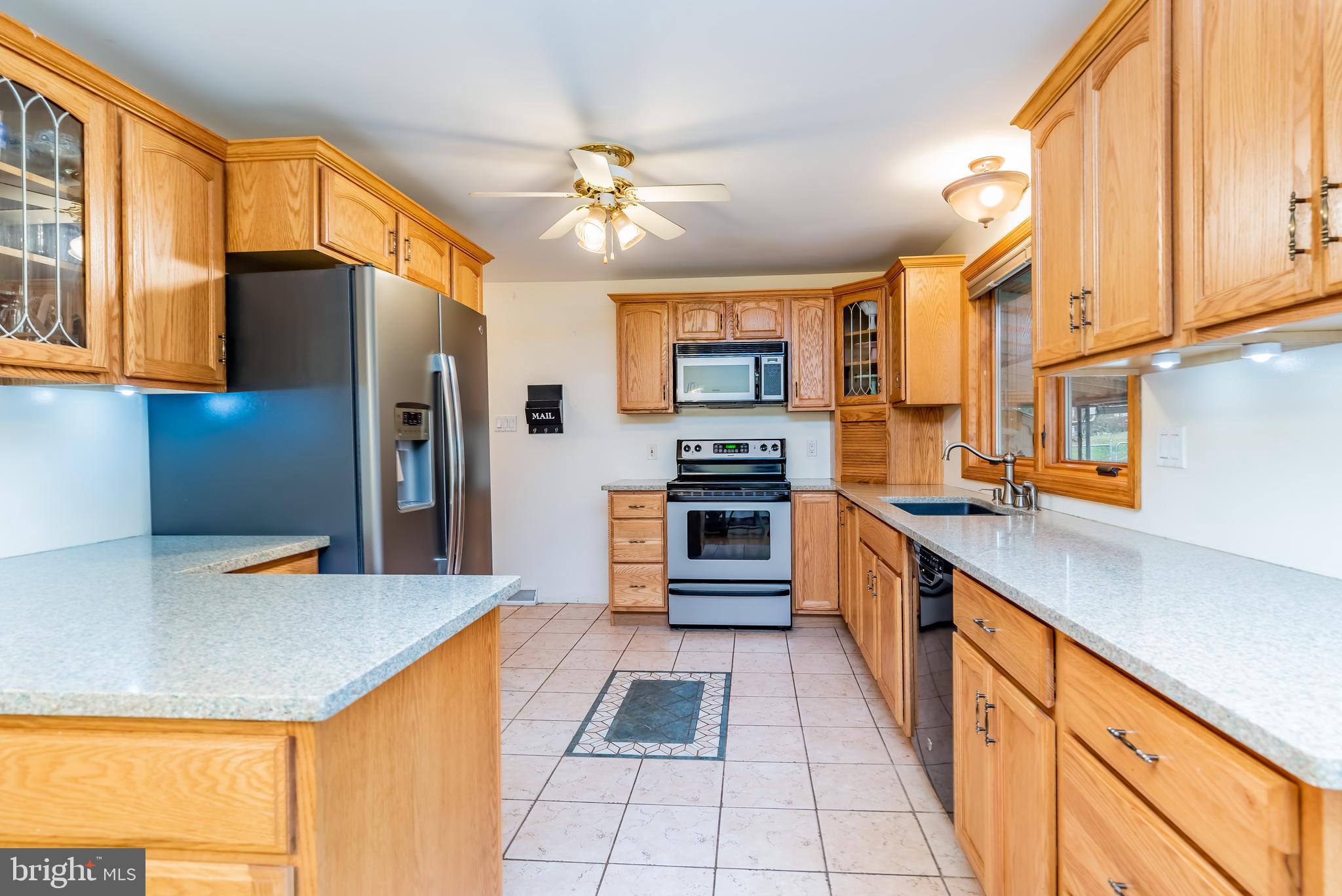 5900 Devonshire Heights Road Harrisburg, PA 17112 - Photo 12 of 30 Gallery Image 12