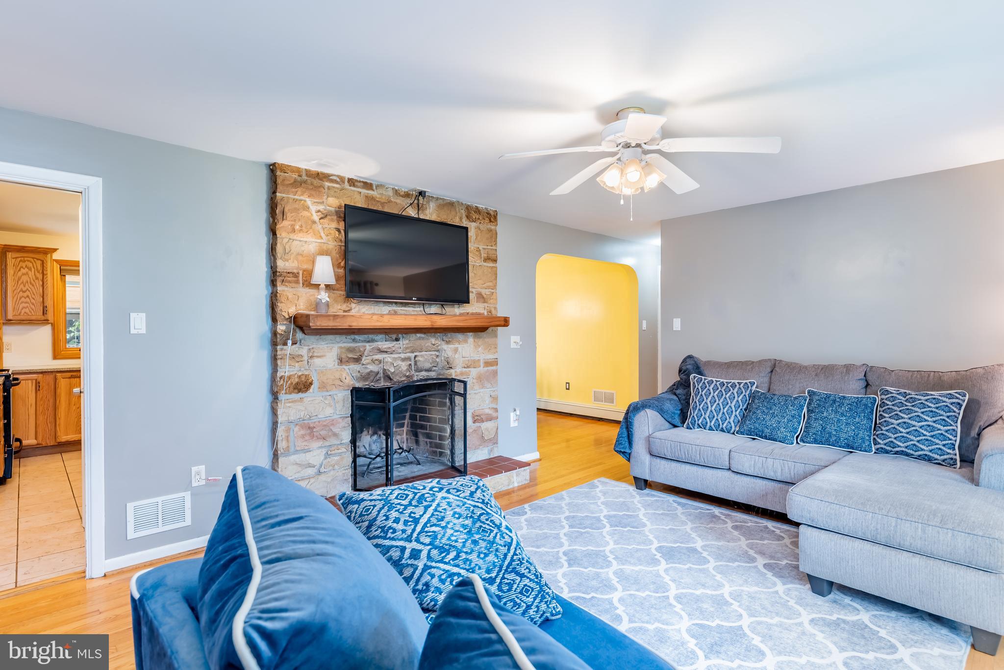 5900 Devonshire Heights Road Harrisburg, PA 17112 - Photo 6 of 30 Gallery Image 6
