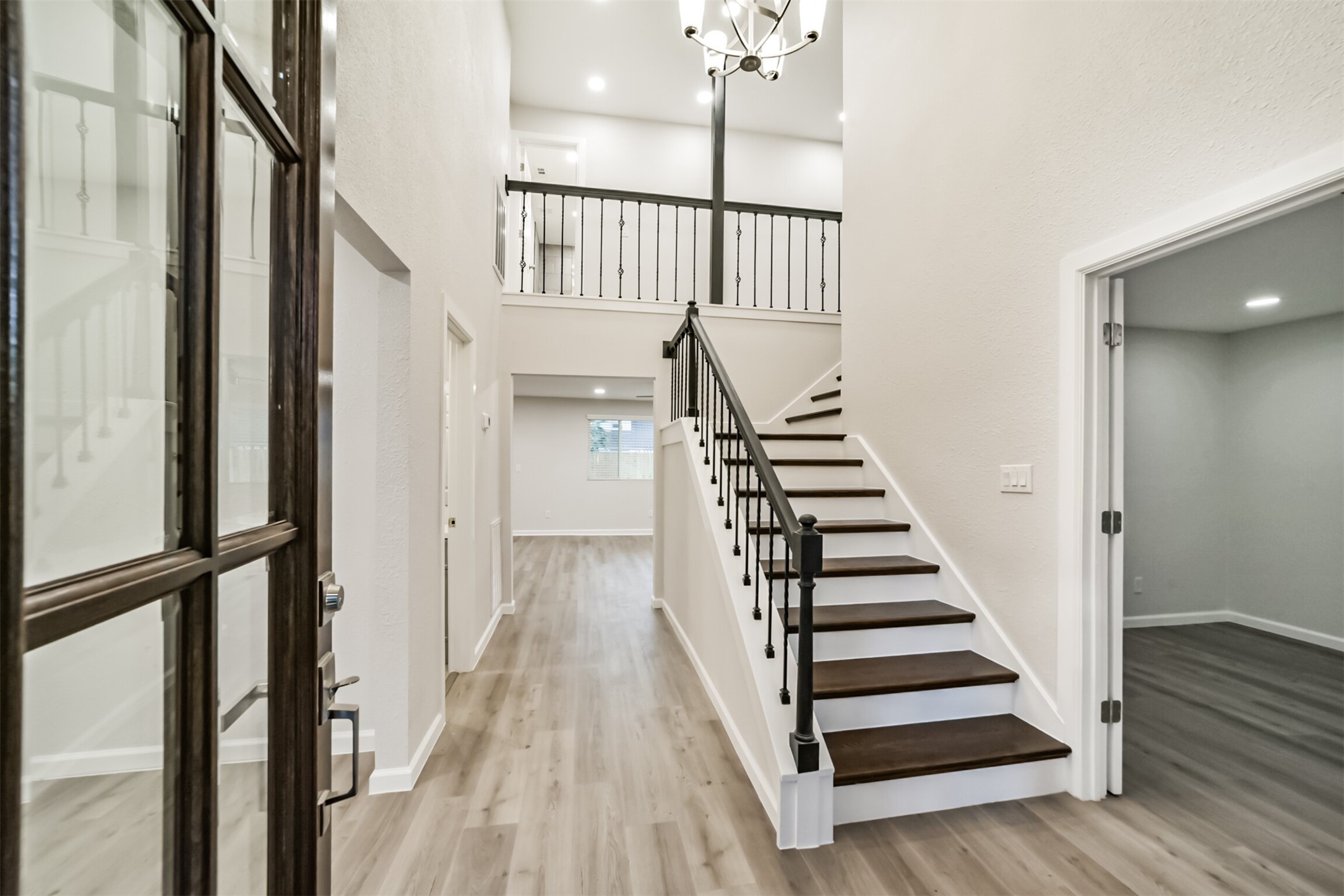 15610 Ripplewind Lane Houston, TX 77068 - Photo 5 of 44