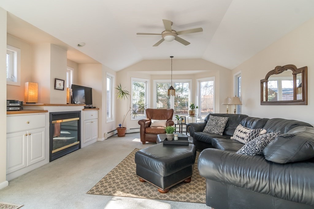 15 Greenleaf Road Natick, MA 01760 - Photo 5 of 20 Gallery Image 5
