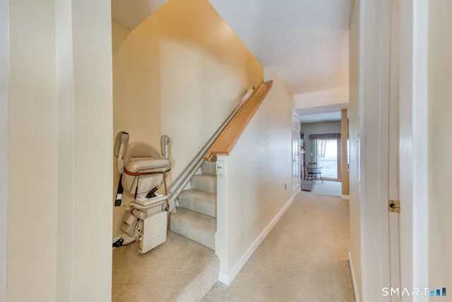 $294,400 | 128 Farmington Chase Crescent, Unit 128, Farmington, CT 06032