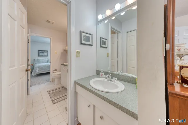 $294,400 | 128 Farmington Chase Crescent, Unit 128, Farmington, CT 06032